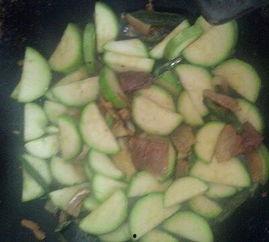 吃老荀瓜,传承与创新中的美食之旅